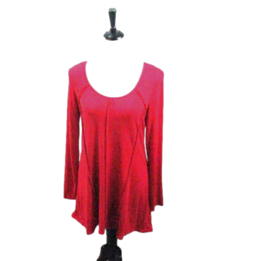 True Essence Red Exposed Seams Tunic Size Medium
